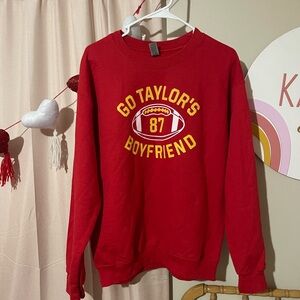 Taylor Swift And Travis Kelce Kansas City NFL Fan Football Graphic Crewneck